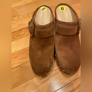 Veronica Beard Dacey Suede Pecan Clog NWOT Size 9